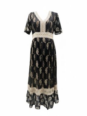 NWT Ashley Taylor Black and Gold Paisley Dress Size Med
